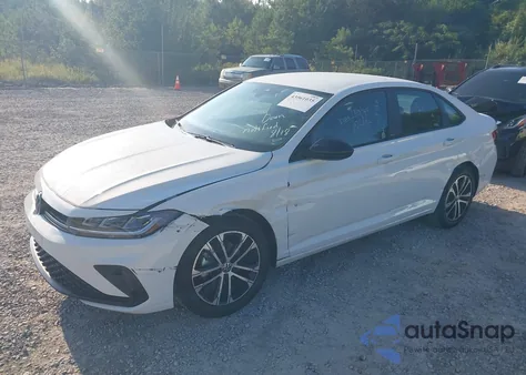 2025 Volkswagen Jetta 1.5T Sport z USA, uszkodzony, nr VIN 3VWBX7BU1SM046303